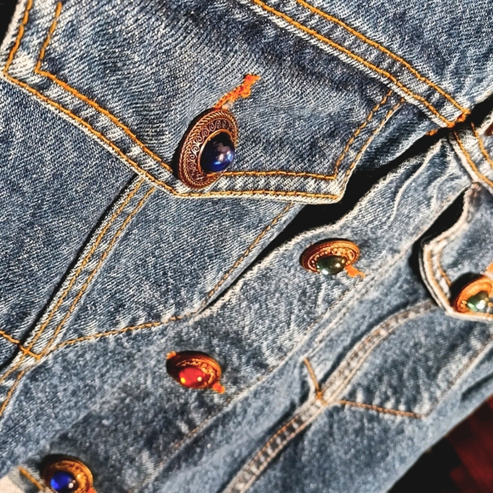 Vintage Blue Denim Jacket . Bedazzled Bongo Sz S